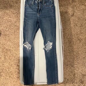 Hollister Women's Dark Blue Ripped Skinny Jeans